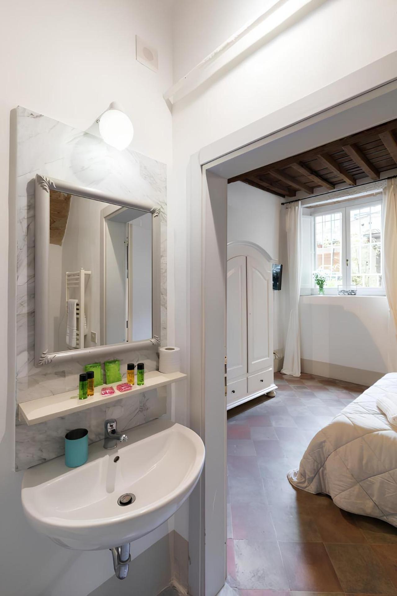 F3-Santa Croce One Bedroom Flat For 2 Or 3 Guests Florencja Zewnętrze zdjęcie